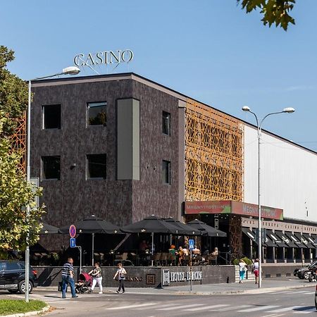 Apartman Zara Комарно Екстер'єр фото