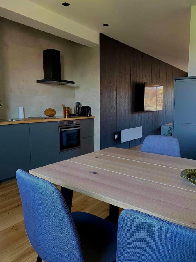 Apartman Zara Комарно Екстер'єр фото
