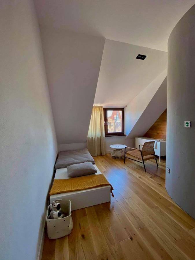 Apartman Zara Комарно Екстер'єр фото