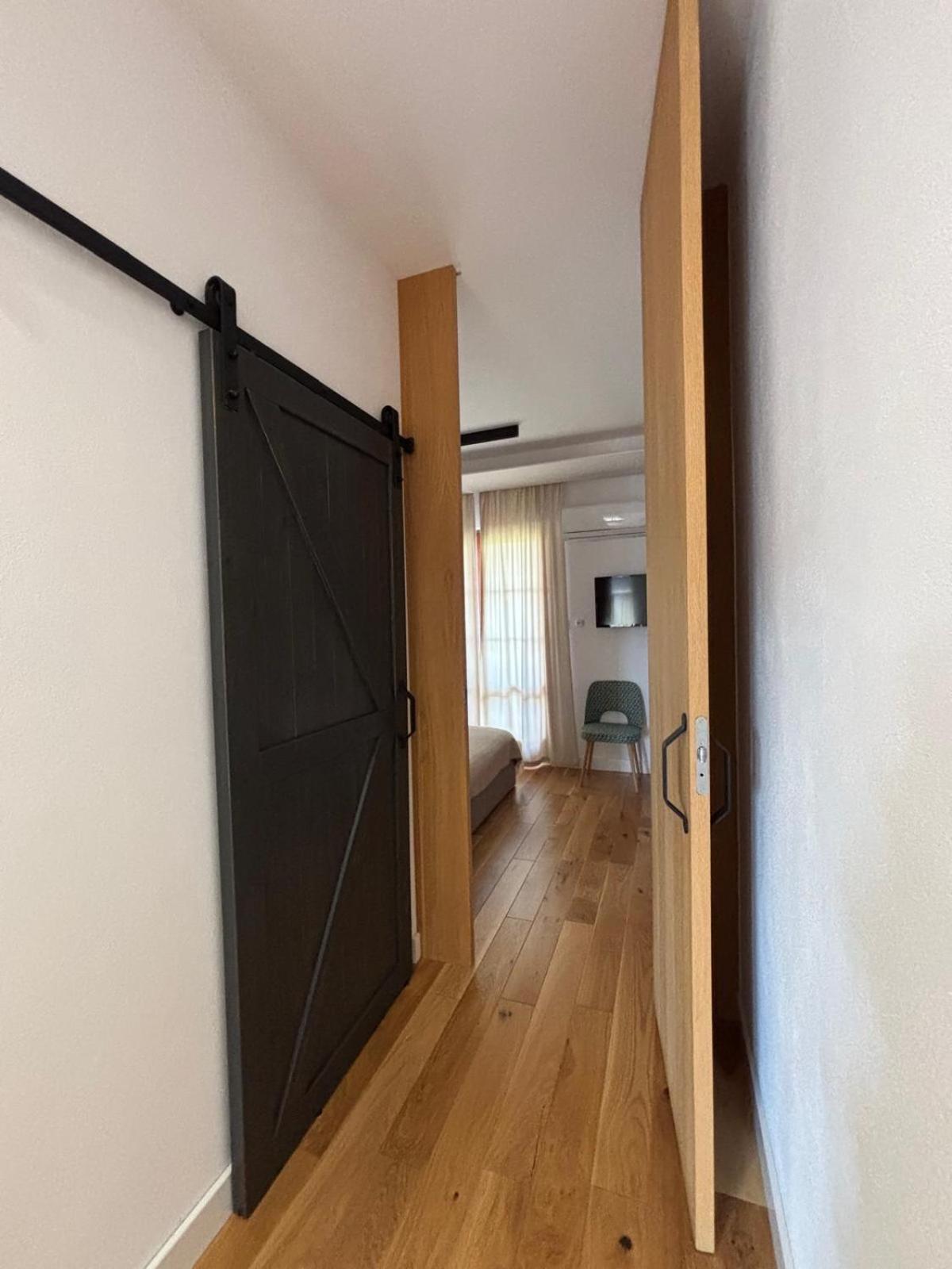 Apartman Zara Комарно Екстер'єр фото